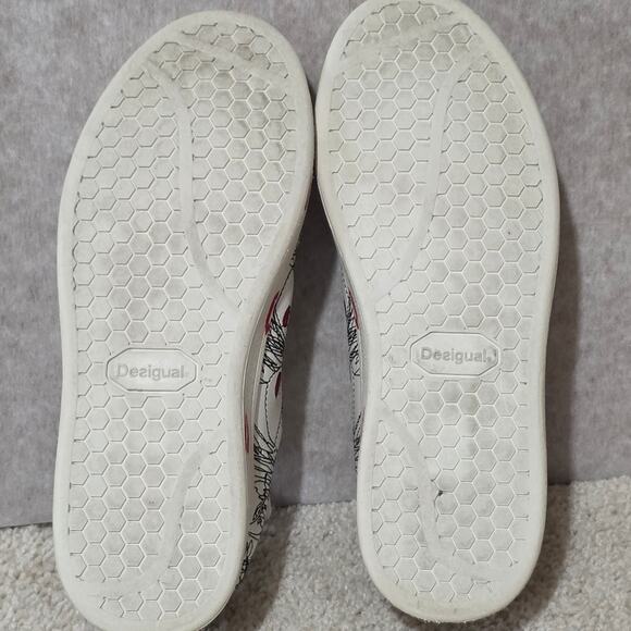 Desigual Women's Shoes Cosmic Caras Black and Red Graphic Sneakers SIZE 6 - Picture 3 of 11